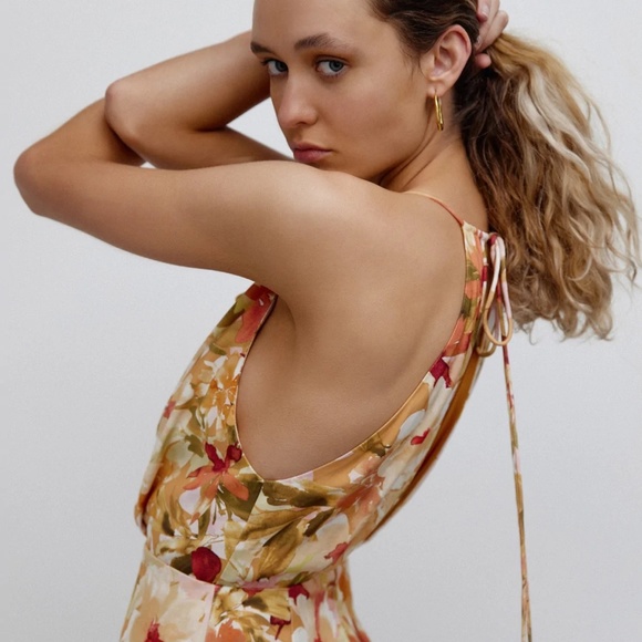 NWT Significant Other Chiara Floral Print Tie Back Mini dress - Picture 9 of 13